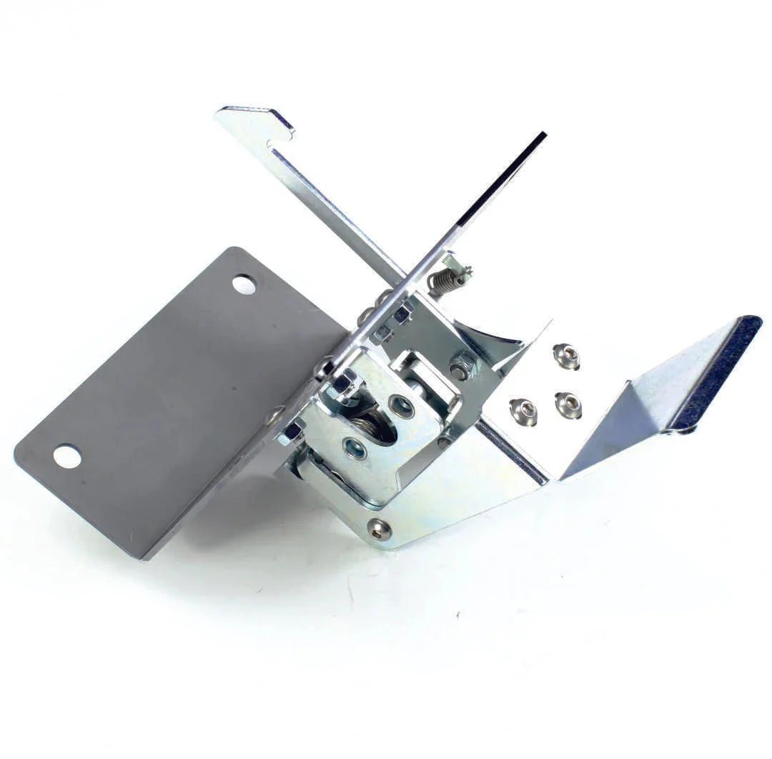 Altman Easy Hood Latch™ - 1967 - 68 Chevy/GMC - Trique | Evolution Auto Retroworks
